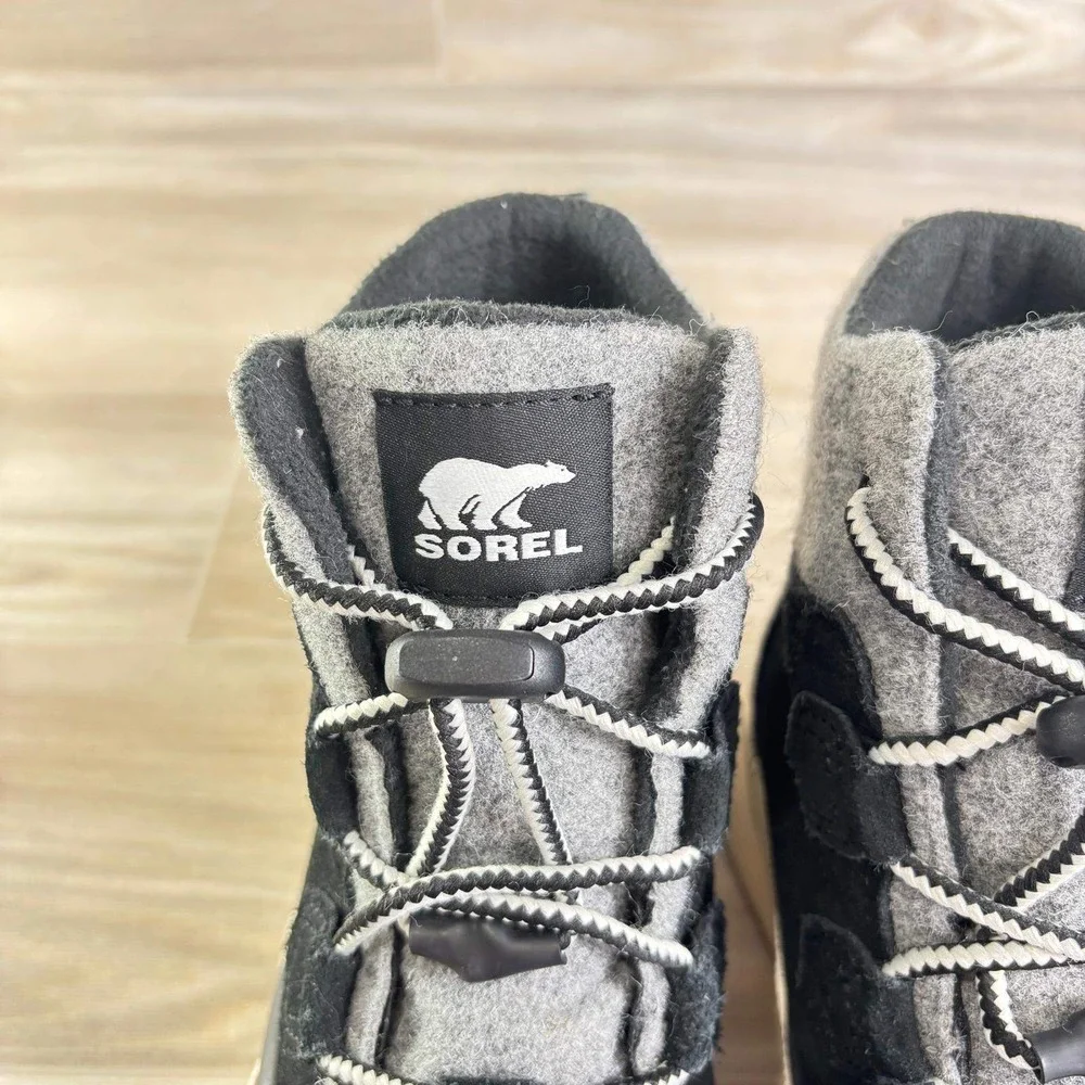 Sorel Out N About III Conquest Waterproof Boots Womens Size 6 High Top Winter